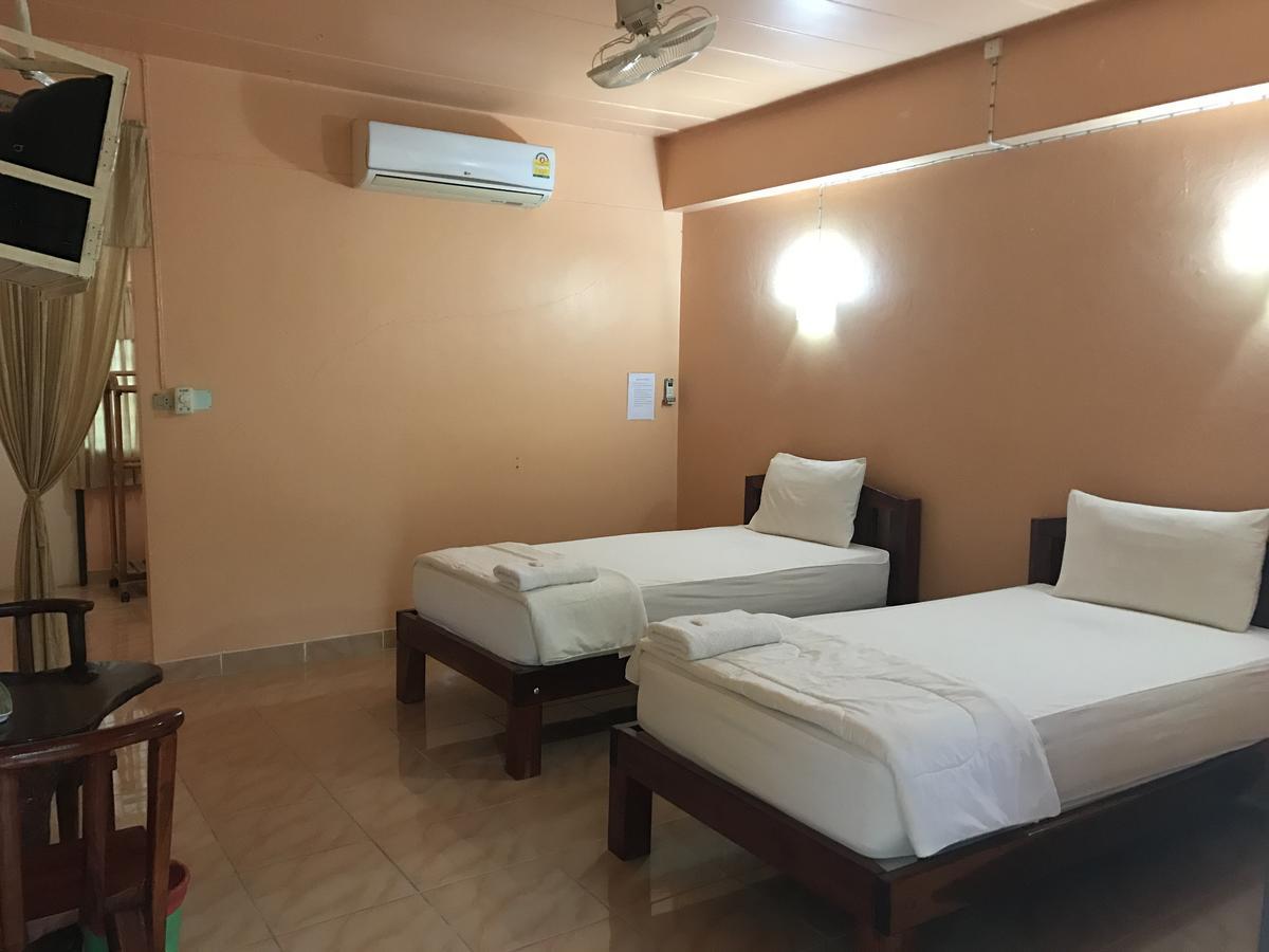 99 Inn Hotel Pak Chong Buitenkant foto
